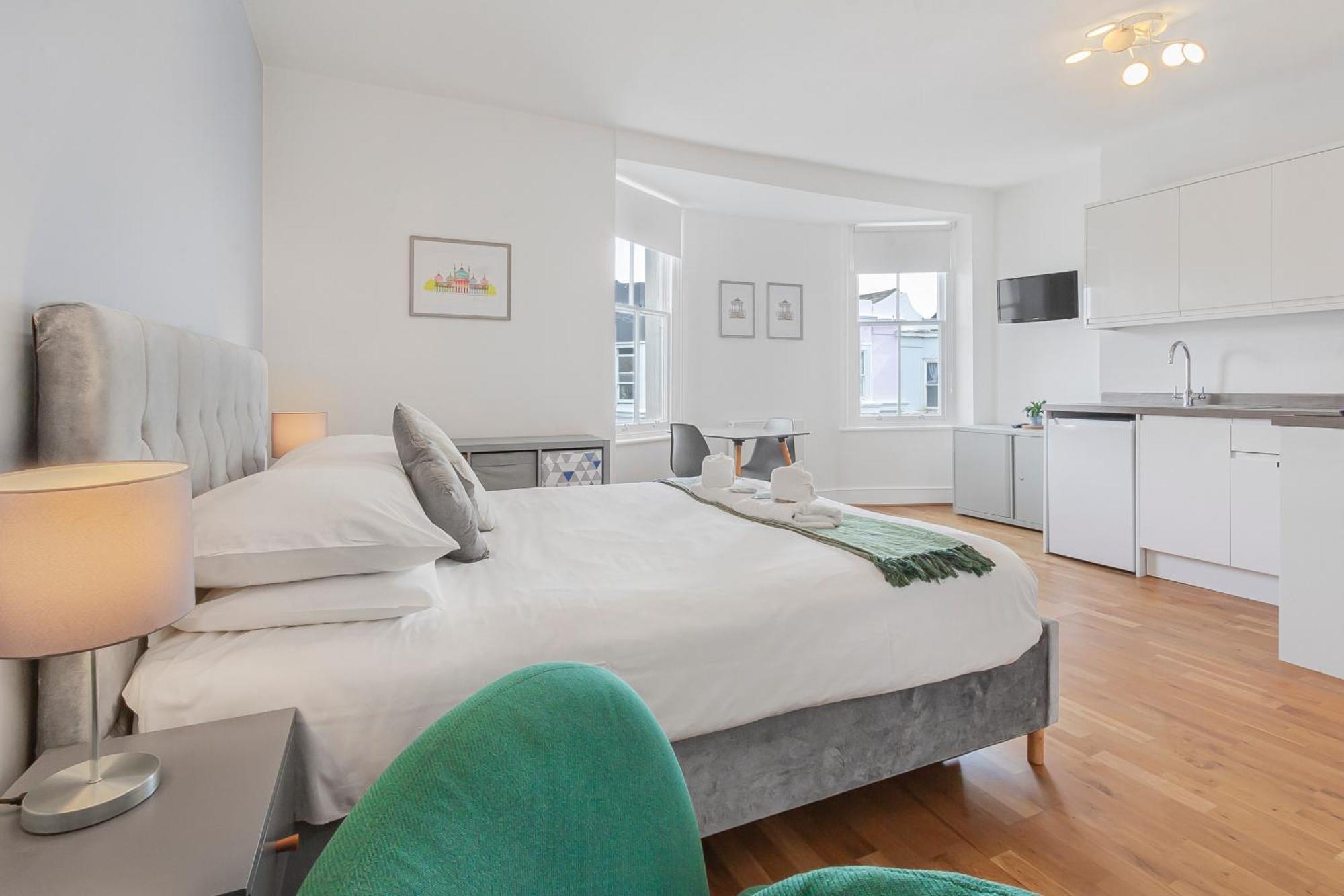 Cosy Studio Flat Moments From The Beach, Kemptown Hove Extérieur photo